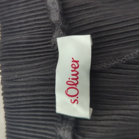 Black trousers - Picture 4 of 6